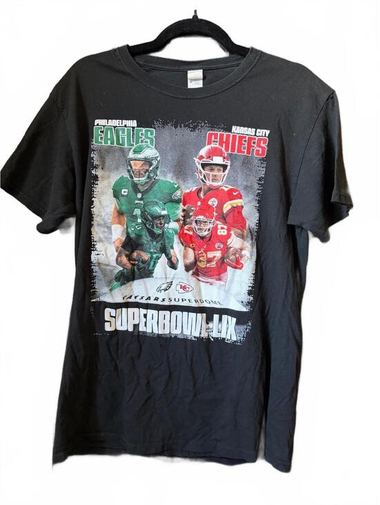 Fruit of the Loom Other - Super Bowl LIX Eagles Chiefs Graphic T-Shirt NFL Football Black Men’s Medium